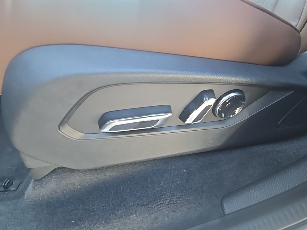 Thumbnail: 2026 Acura MDX - 26