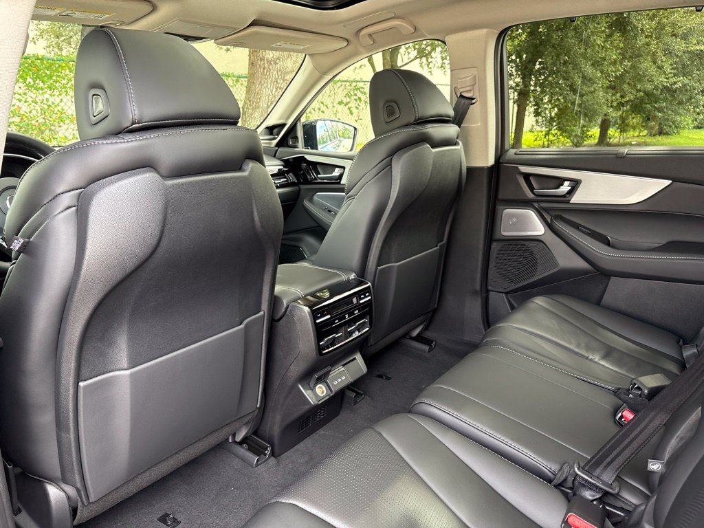 Thumbnail: 2026 Acura MDX - 26