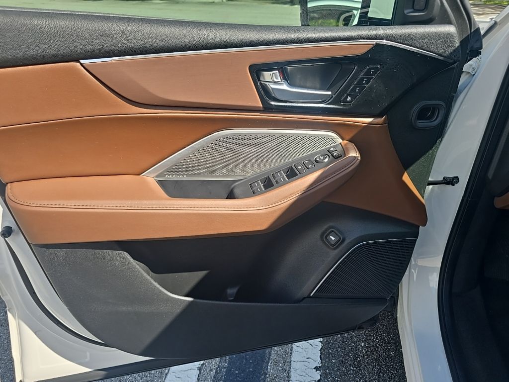Thumbnail: 2024 Acura MDX - 26