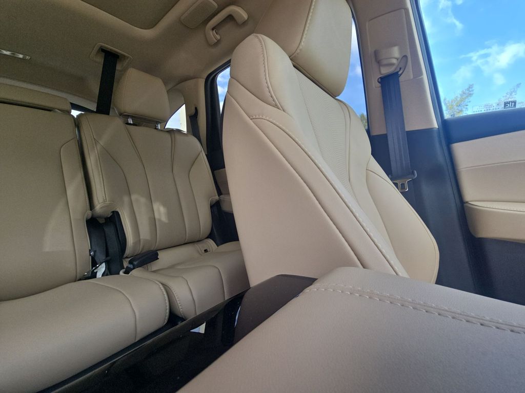 Thumbnail: 2026 Acura MDX - 10