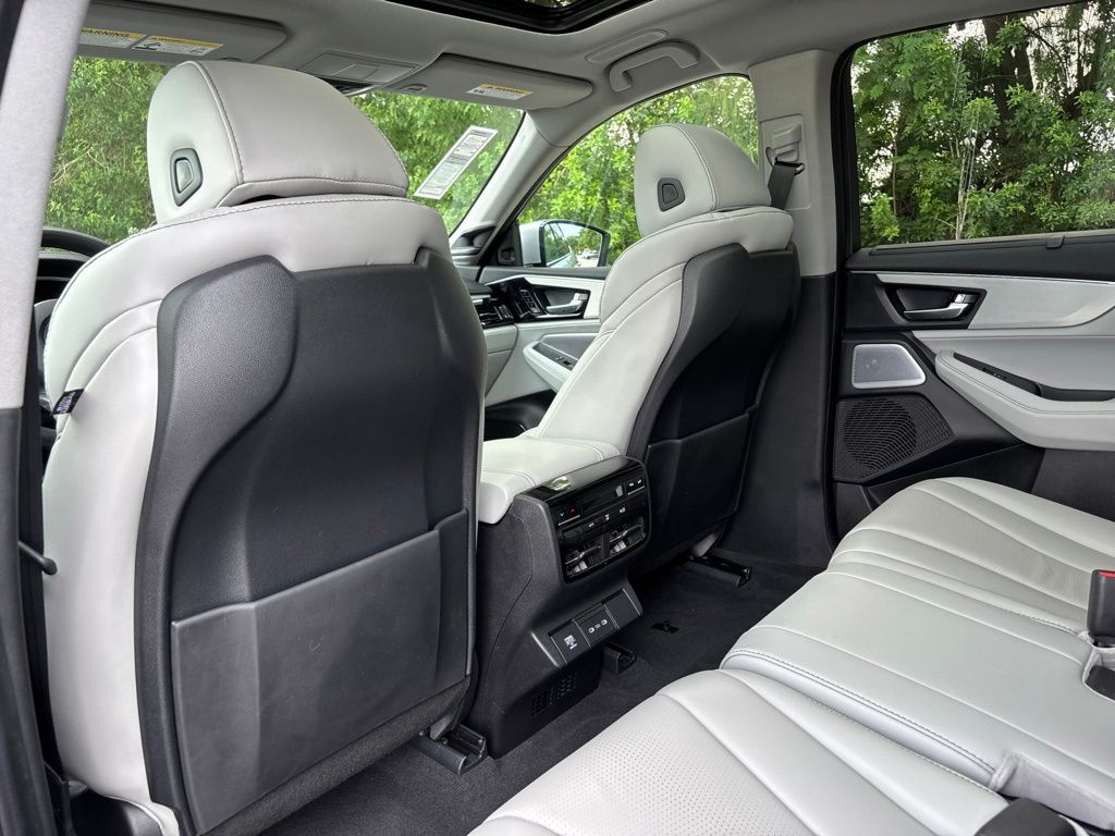 Thumbnail: 2025 Acura MDX - 27