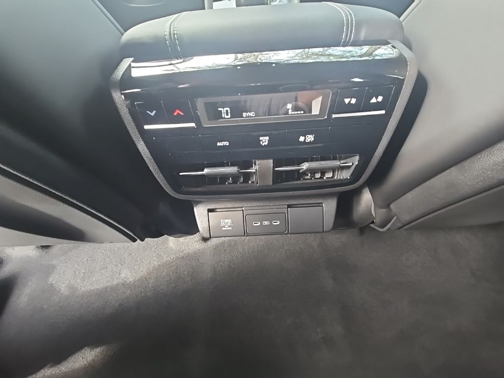 Thumbnail: 2026 Acura MDX - 34