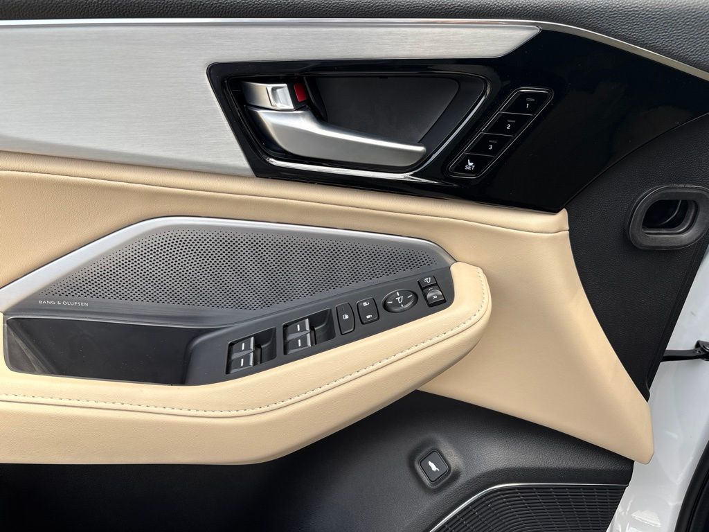 Thumbnail: 2026 Acura MDX - 25