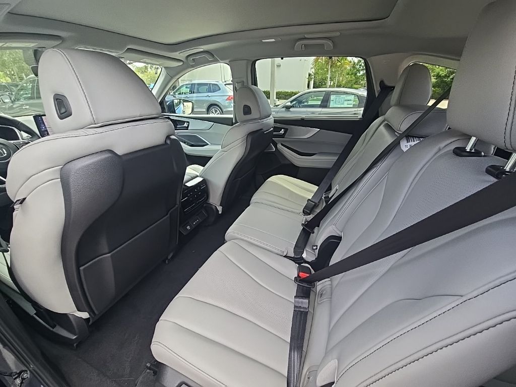 Thumbnail: 2026 Acura MDX - 31