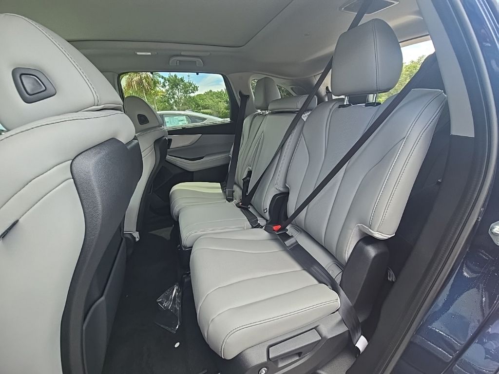 Thumbnail: 2026 Acura MDX - 32