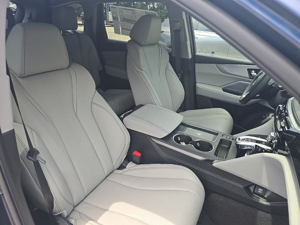 Thumbnail: 2026 Acura MDX - 36