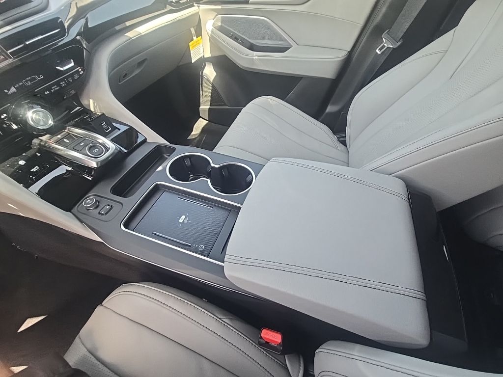 Thumbnail: 2026 Acura MDX - 12