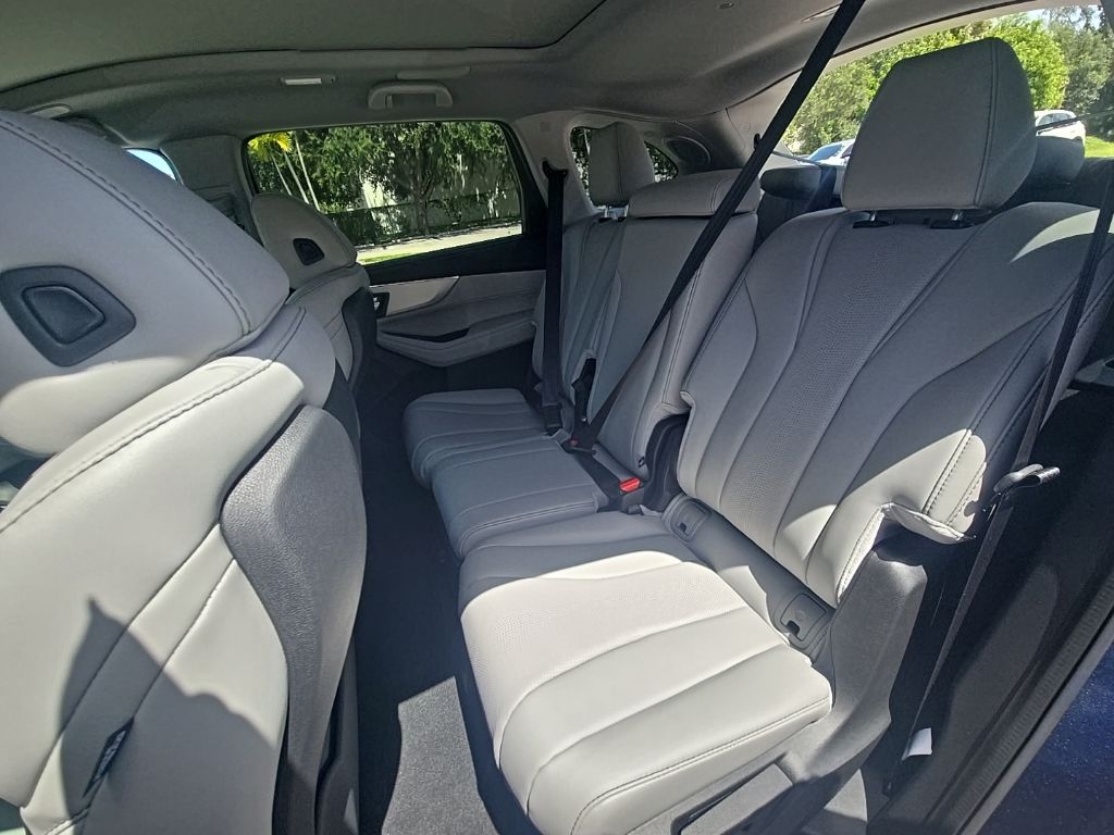 Thumbnail: 2026 Acura MDX - 32
