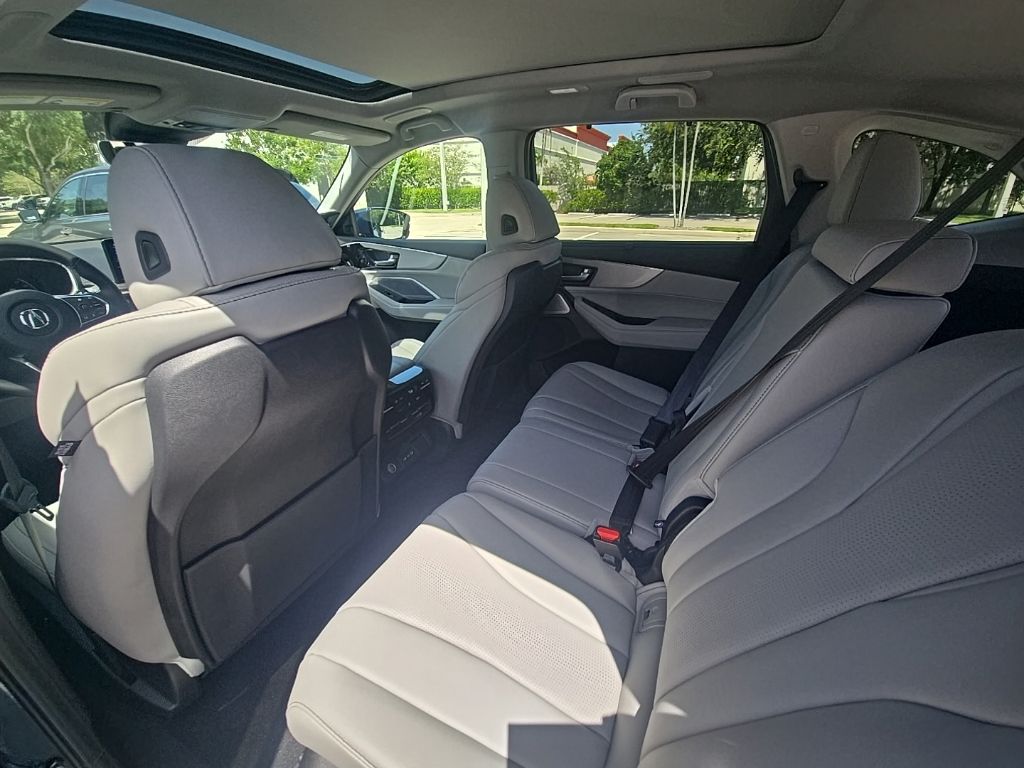 Thumbnail: 2026 Acura MDX - 31