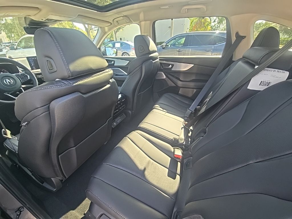 Thumbnail: 2026 Acura MDX - 13
