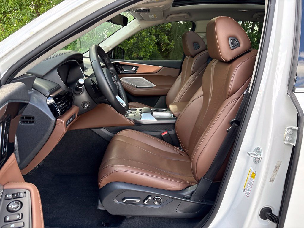 Thumbnail: 2023 Acura MDX - 11