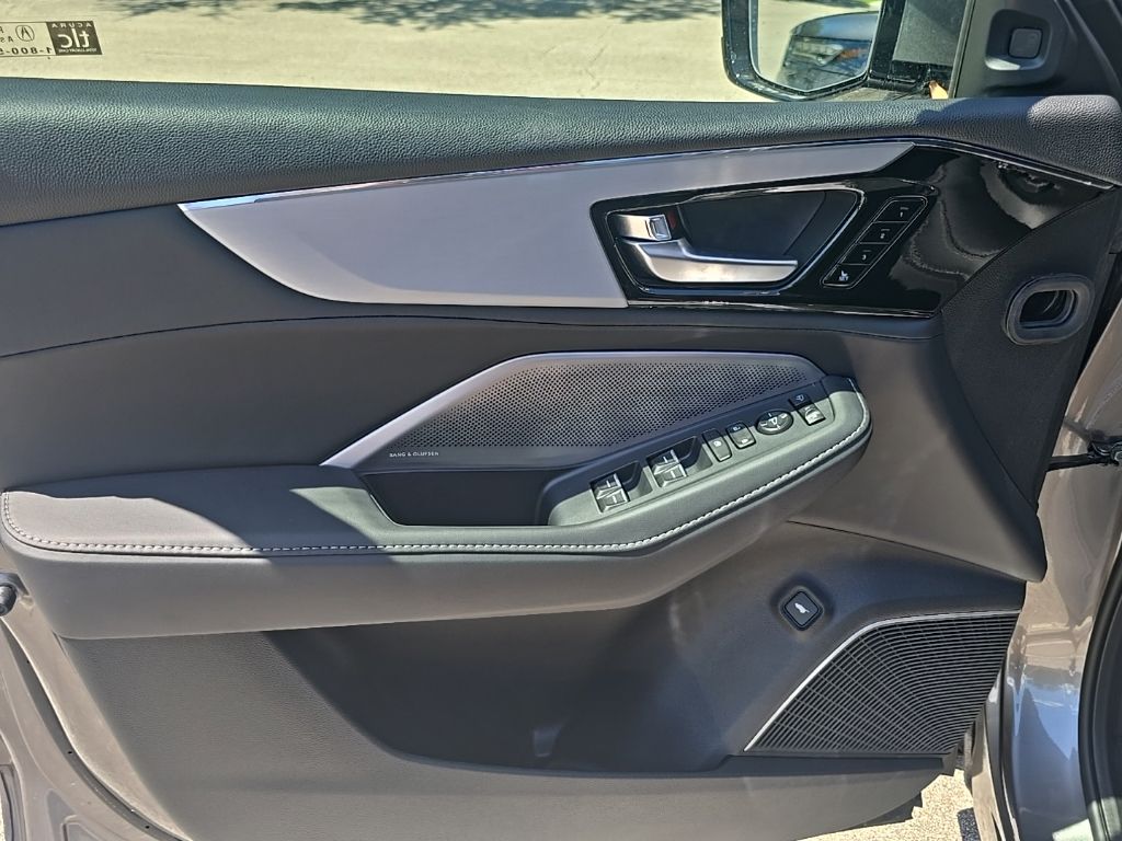 Thumbnail: 2026 Acura MDX - 23