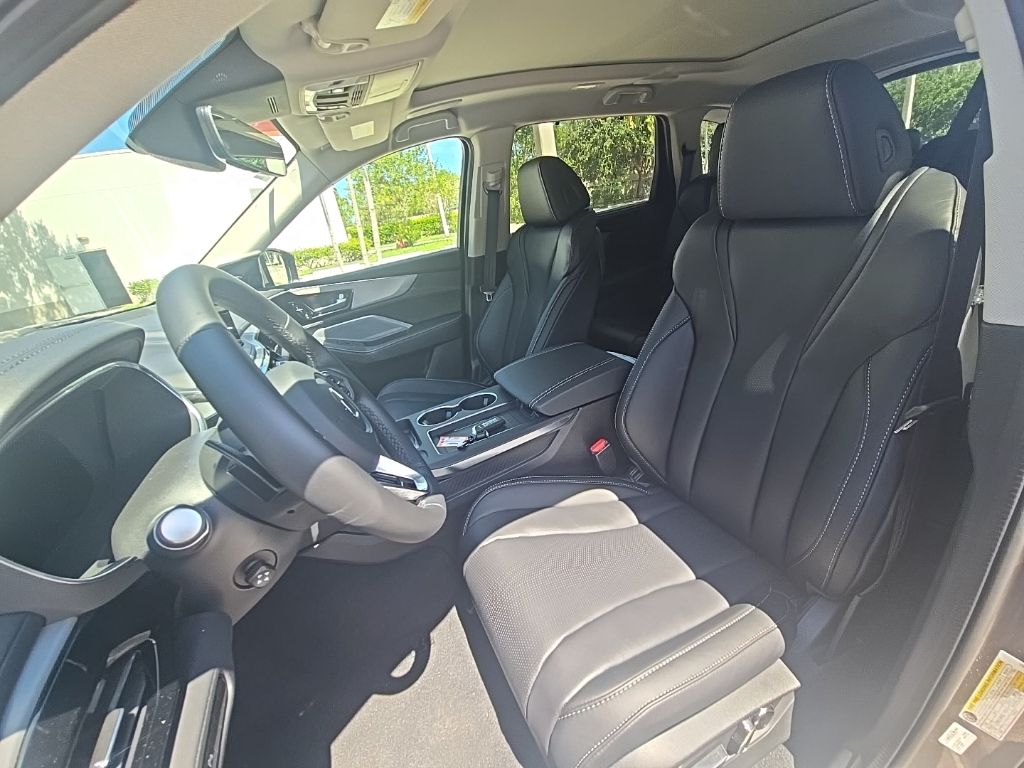 Thumbnail: 2026 Acura MDX - 10