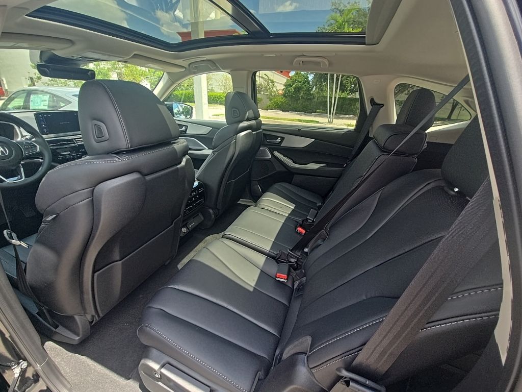 Thumbnail: 2026 Acura MDX - 30