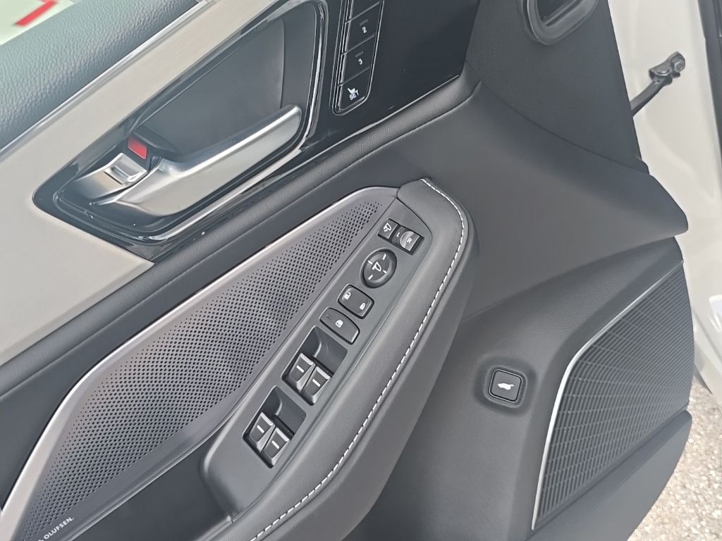 Thumbnail: 2026 Acura MDX - 23