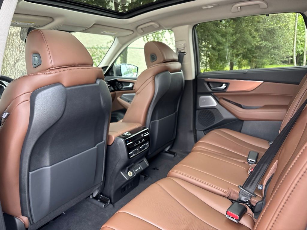 Thumbnail: 2026 Acura MDX - 27
