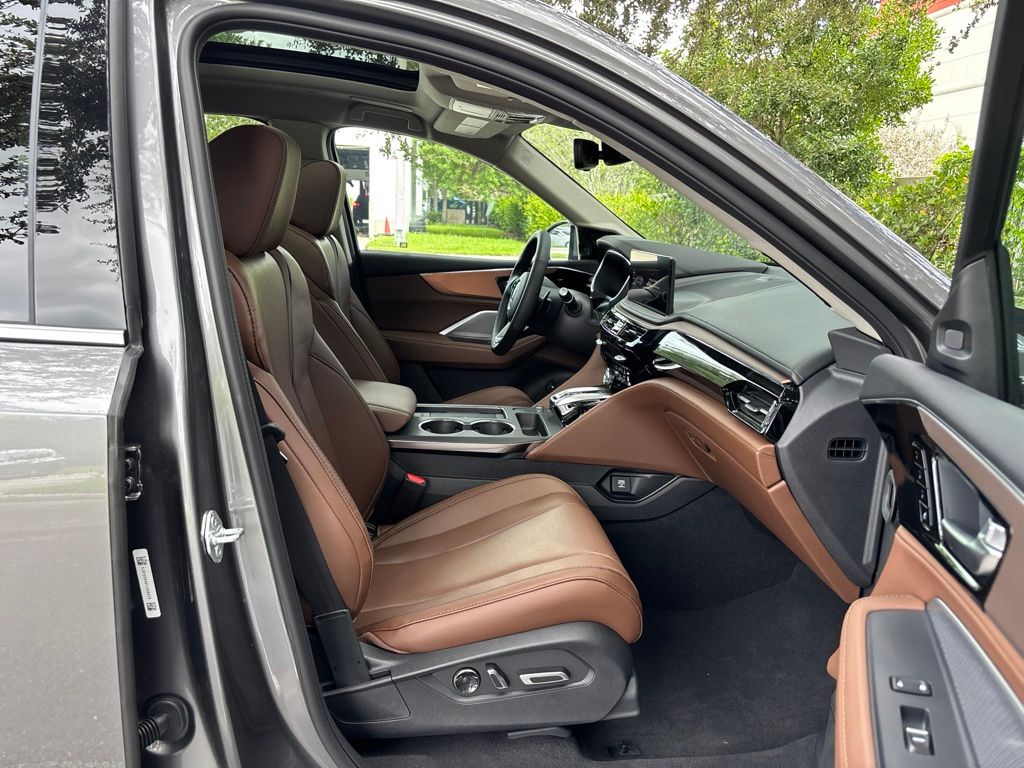 Thumbnail: 2026 Acura MDX - 11