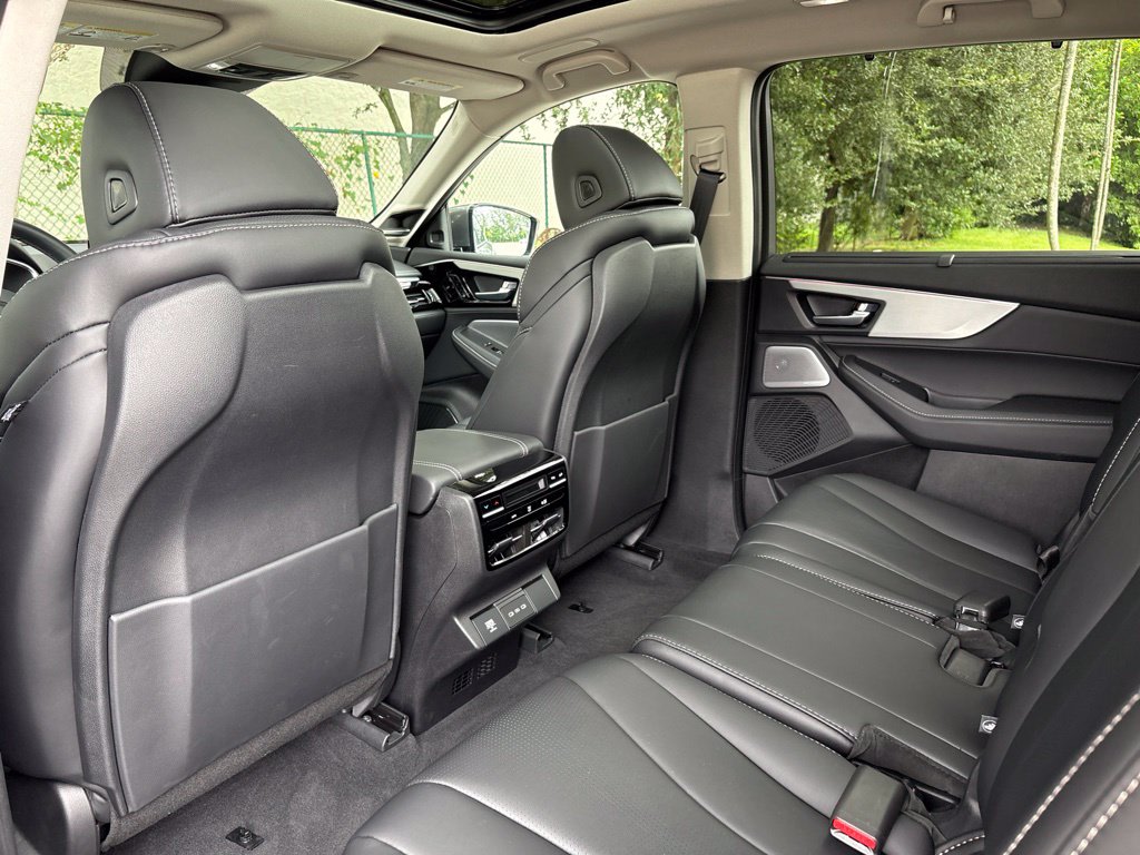 Thumbnail: 2026 Acura MDX - 27