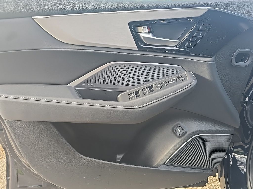 Thumbnail: 2026 Acura MDX - 19