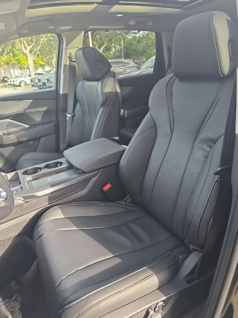 Thumbnail: 2026 Acura MDX - 10