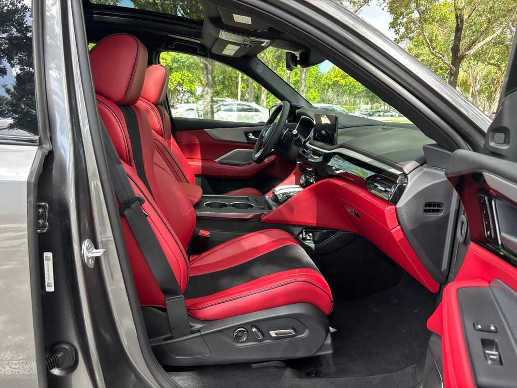 Thumbnail: 2026 Acura MDX - 10