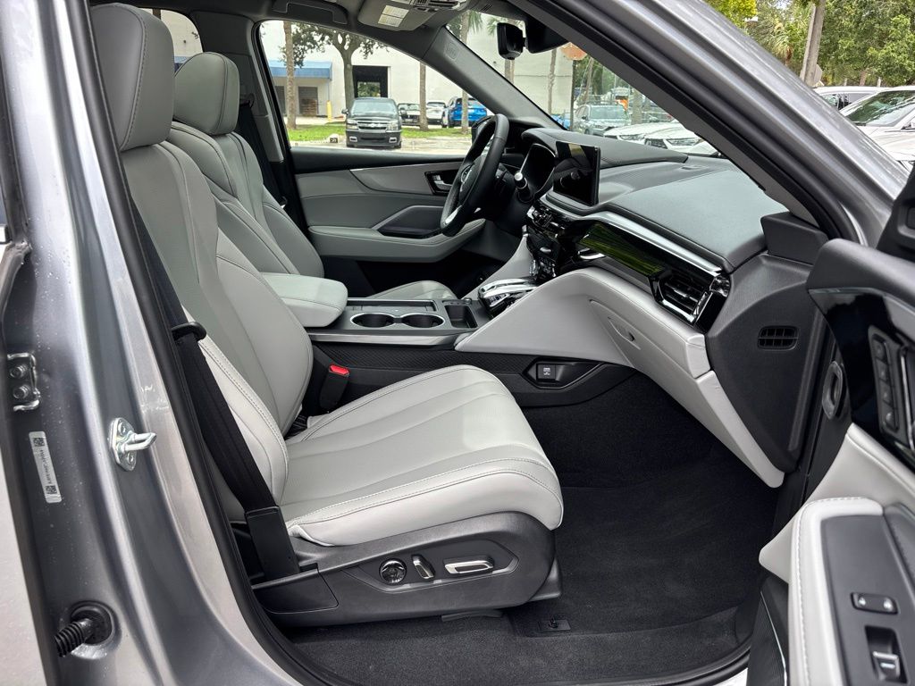 Thumbnail: 2026 Acura MDX - 10