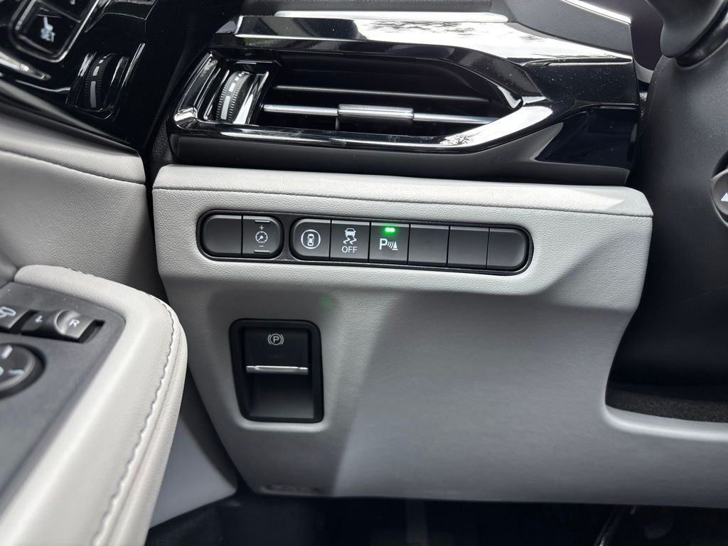 Thumbnail: 2026 Acura MDX - 38