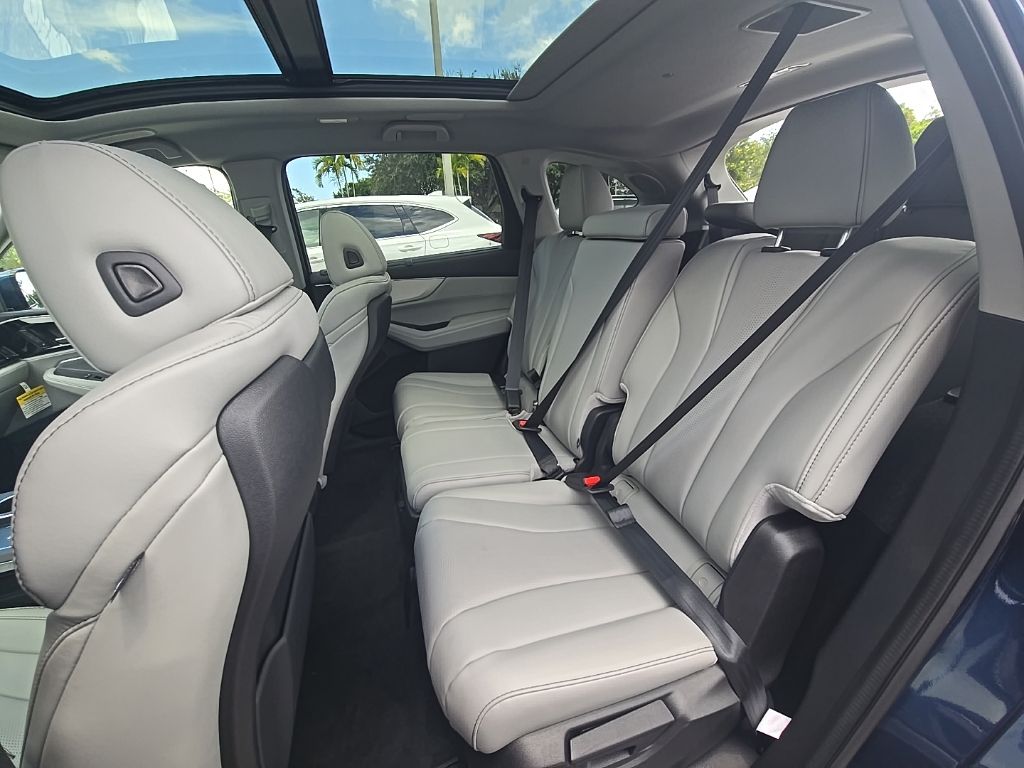Thumbnail: 2026 Acura MDX - 37