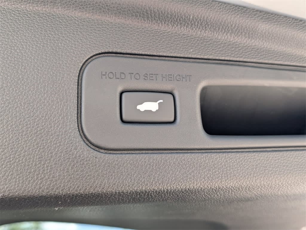 Thumbnail: 2026 Acura MDX - 26