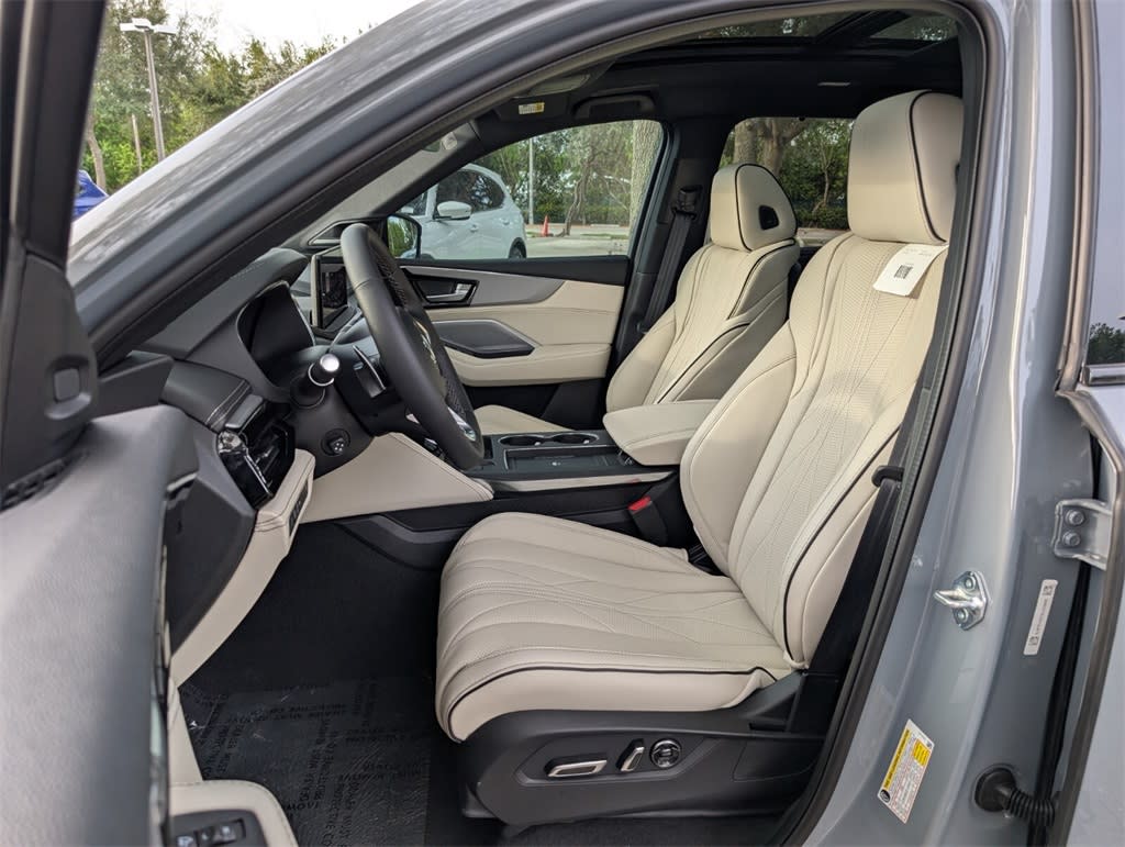 Thumbnail: 2025 Acura MDX - 9