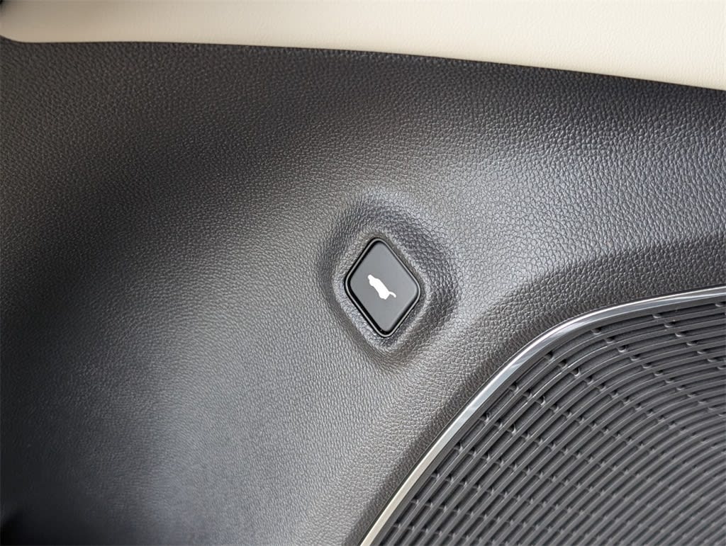 Thumbnail: 2025 Acura MDX - 29