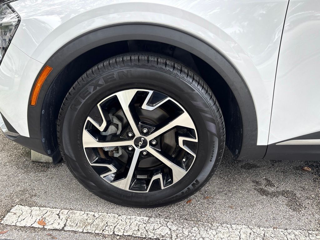 Thumbnail: 2023 Kia Sportage - 8
