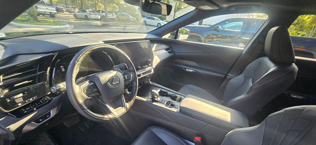 Thumbnail: 2024 Lexus RX - 2
