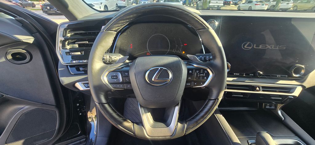 Thumbnail: 2024 Lexus RX - 9