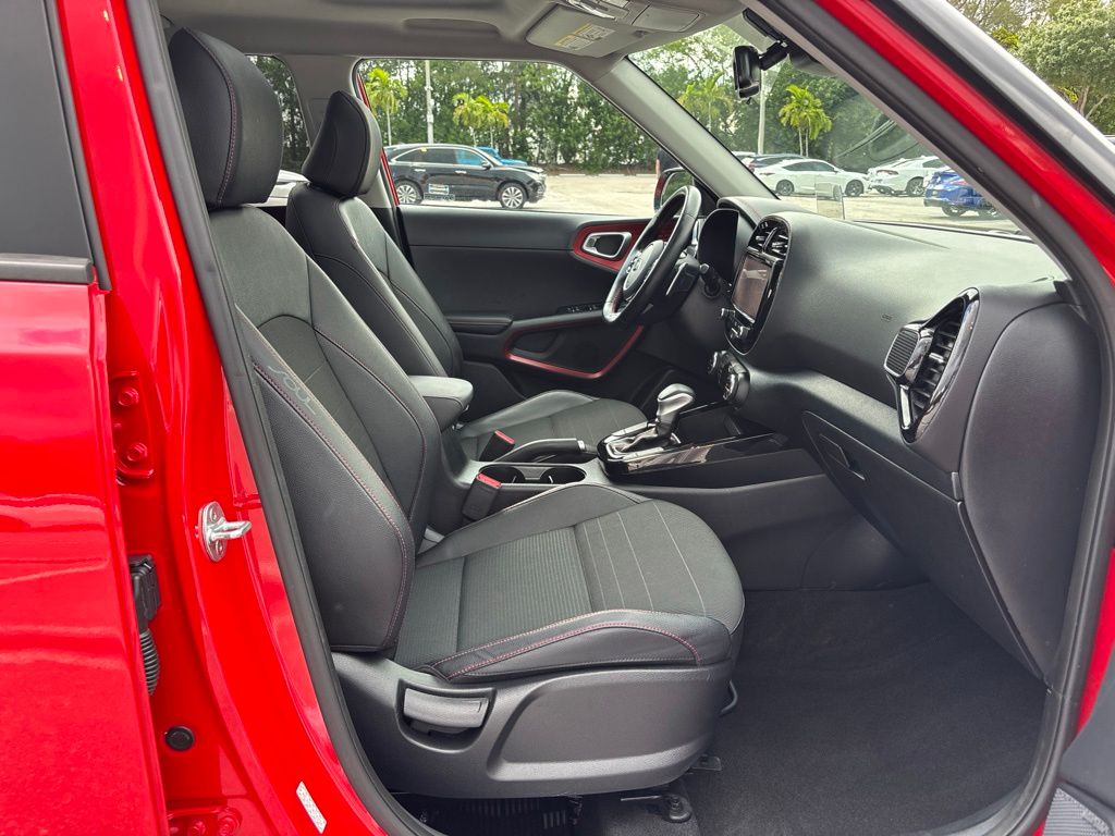 Thumbnail: 2021 Kia Soul - 10