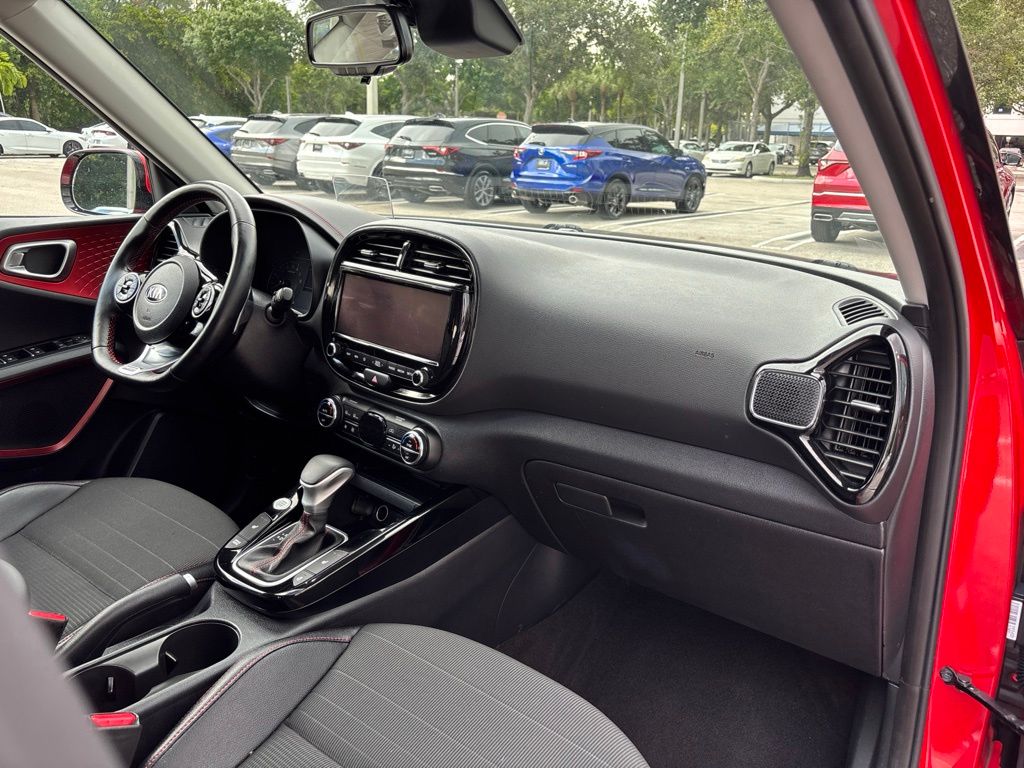 Thumbnail: 2021 Kia Soul - 2