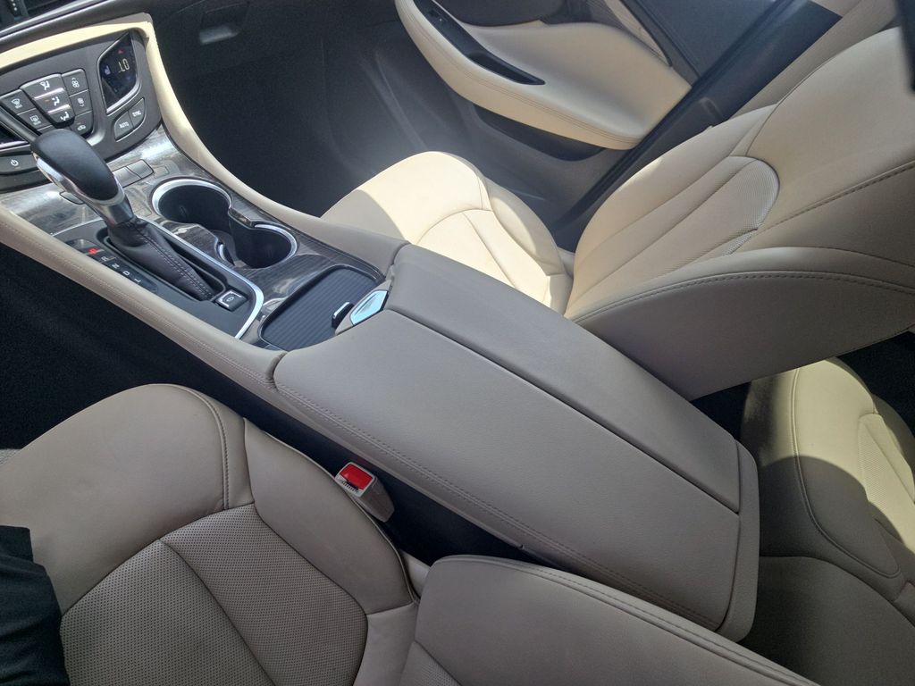 Thumbnail: 2020 Buick Envision - 31
