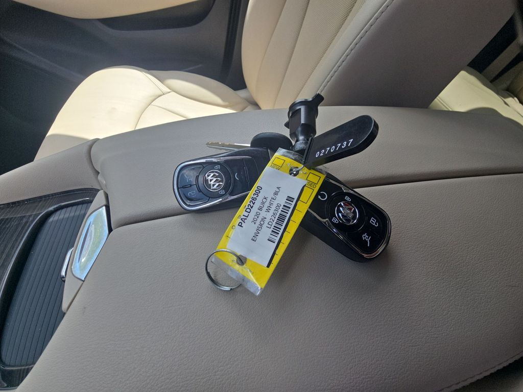 Thumbnail: 2020 Buick Envision - 18