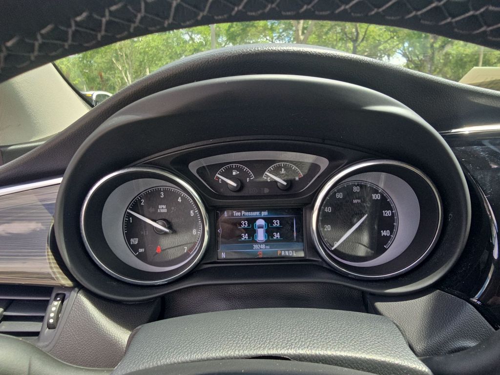 Thumbnail: 2020 Buick Envision - 16