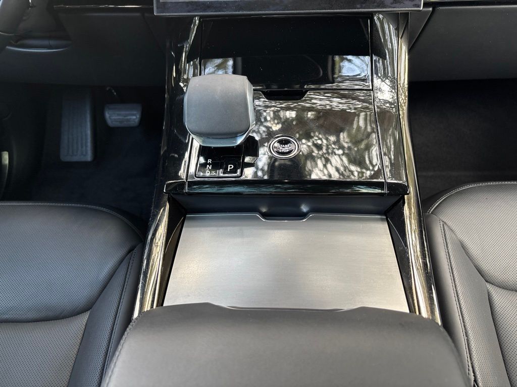 Thumbnail: 2025 Land Rover Range Rover Sport - 26