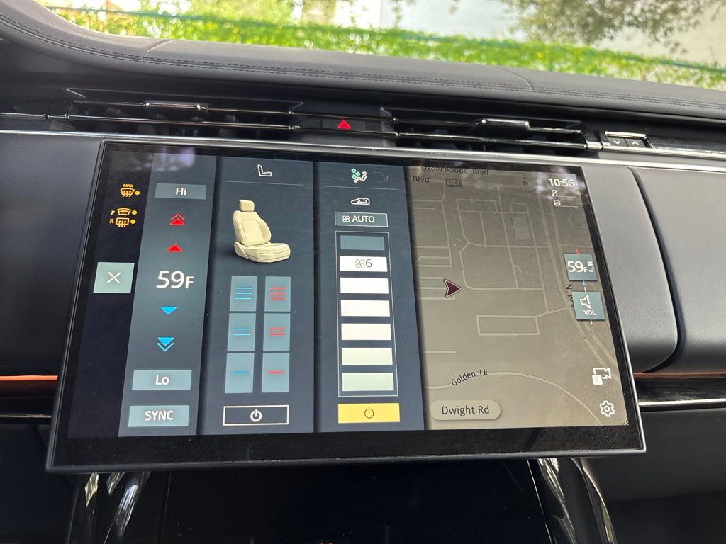 Thumbnail: 2025 Land Rover Range Rover Sport - 34