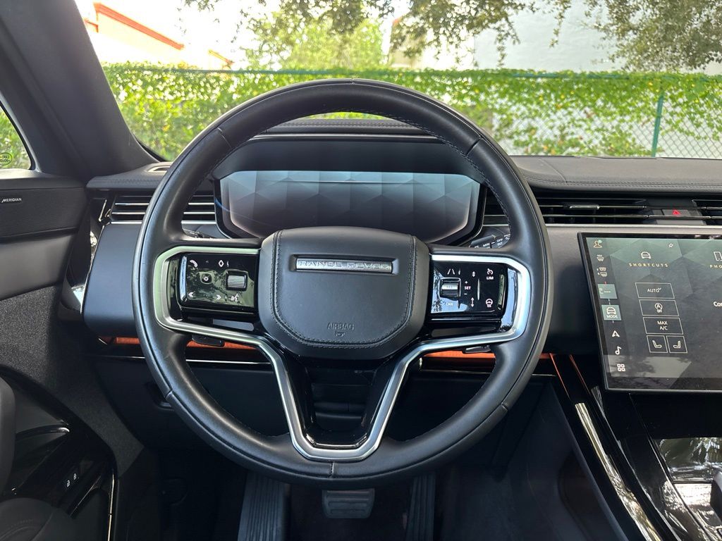 Thumbnail: 2025 Land Rover Range Rover Sport - 13