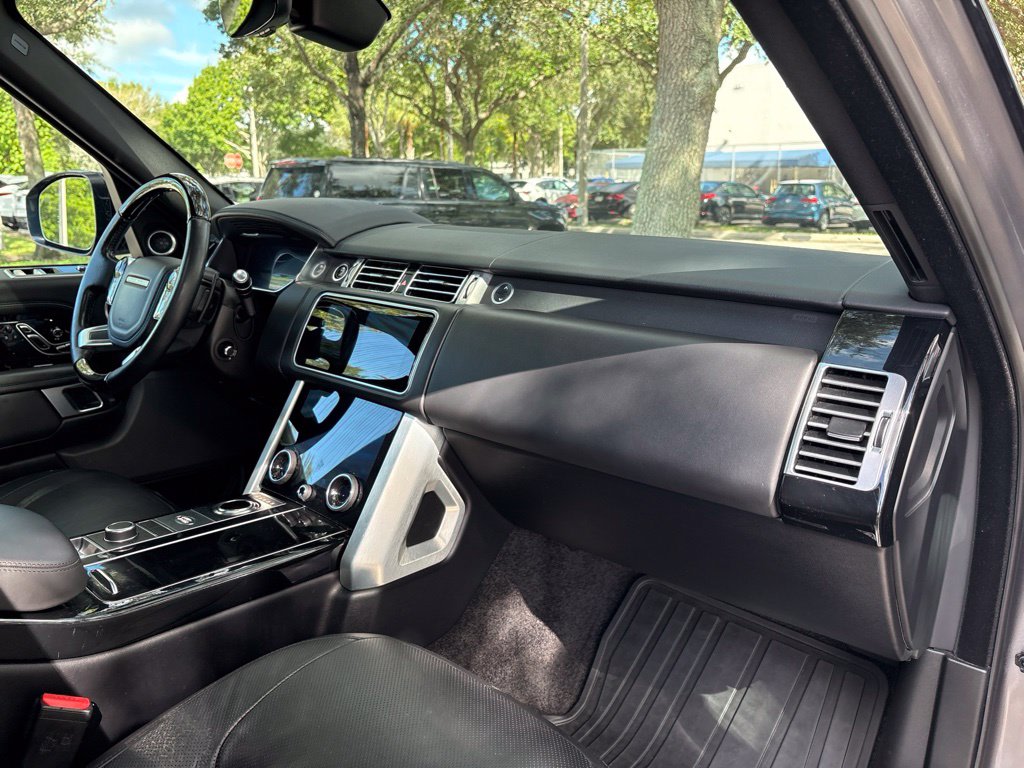 Thumbnail: 2021 Land Rover Range Rover - 2