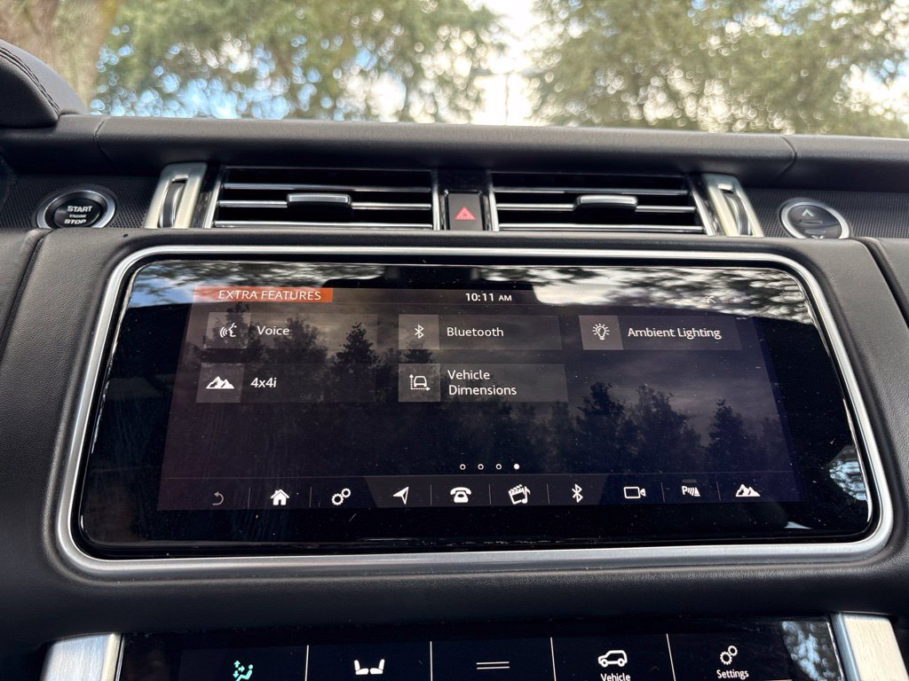 Thumbnail: 2021 Land Rover Range Rover - 24