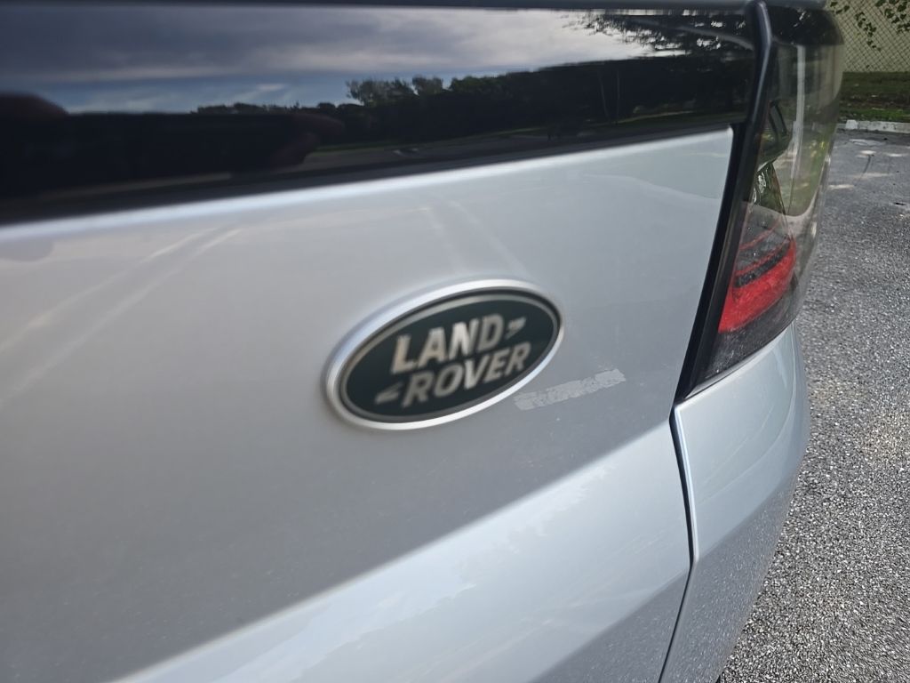 Thumbnail: 2022 Land Rover Range Rover Sport - 25