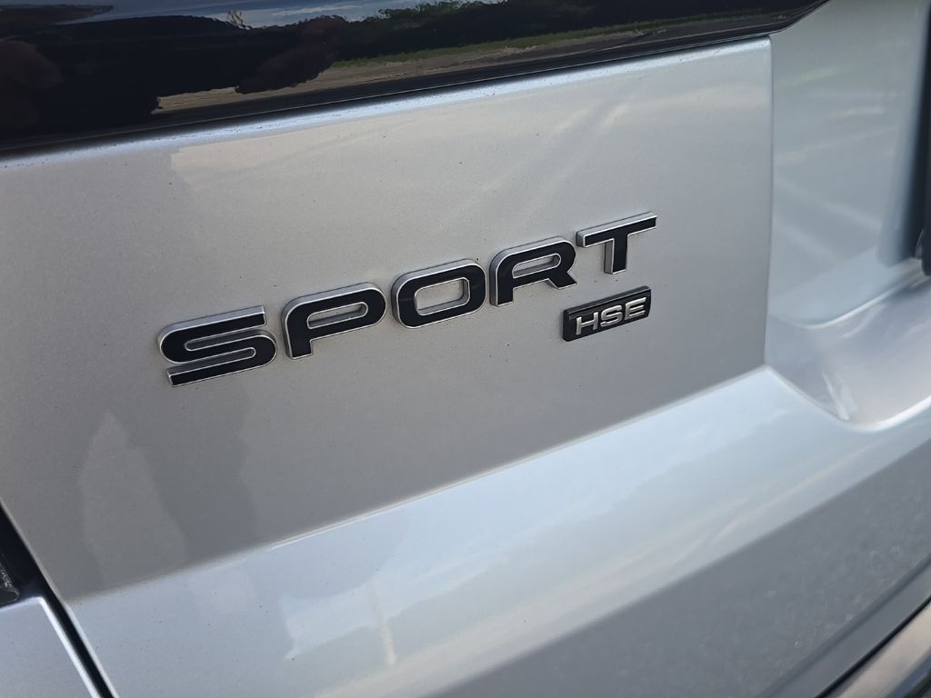 Thumbnail: 2022 Land Rover Range Rover Sport - 7