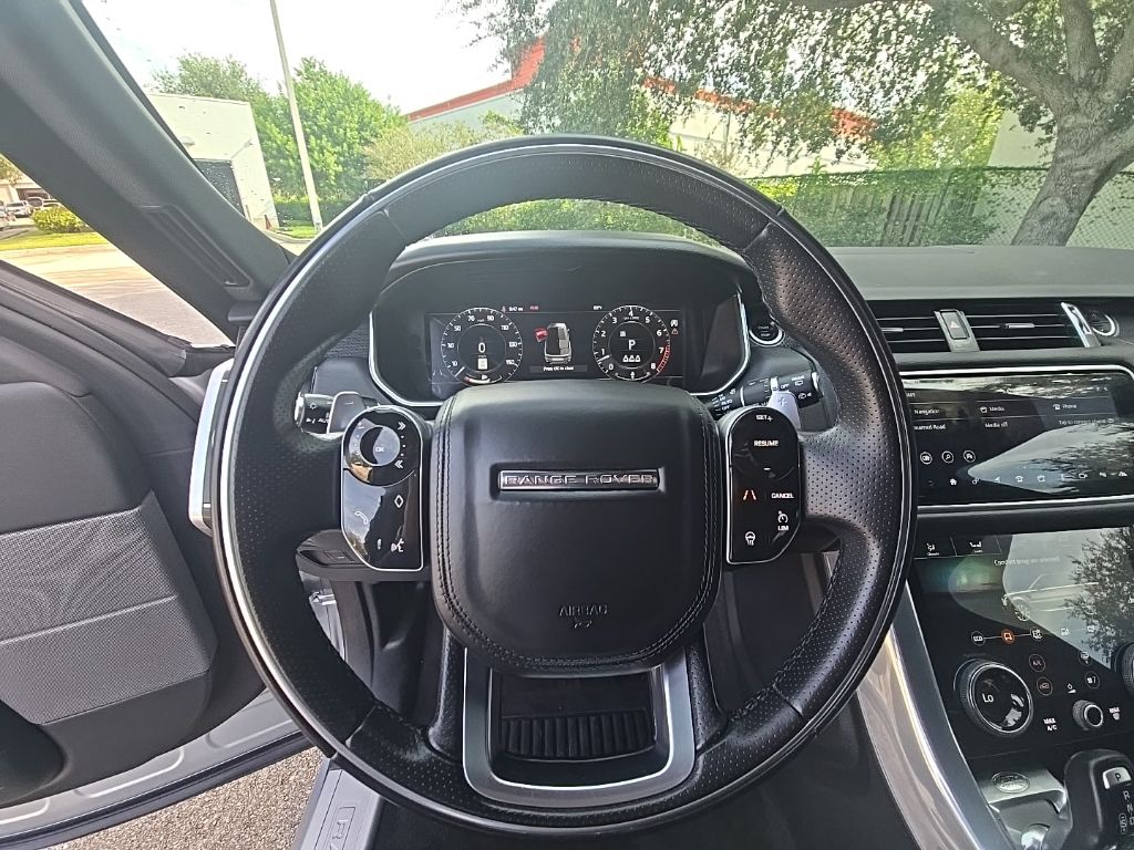 Thumbnail: 2022 Land Rover Range Rover Sport - 10
