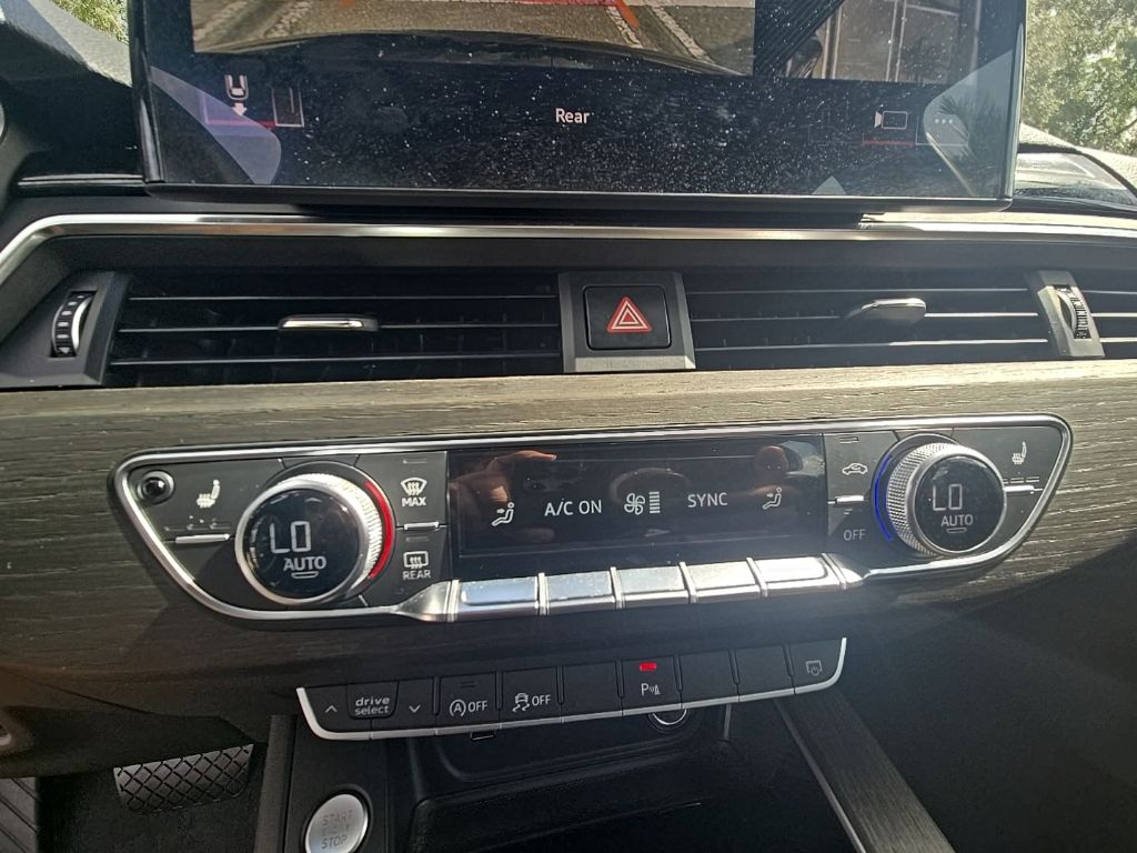 Thumbnail: 2021 Audi A4 - 30