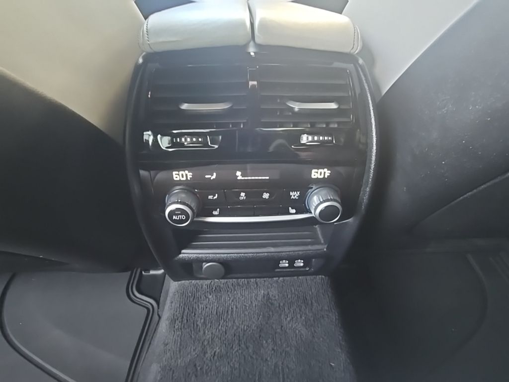 Thumbnail: 2022 BMW M5 - 29