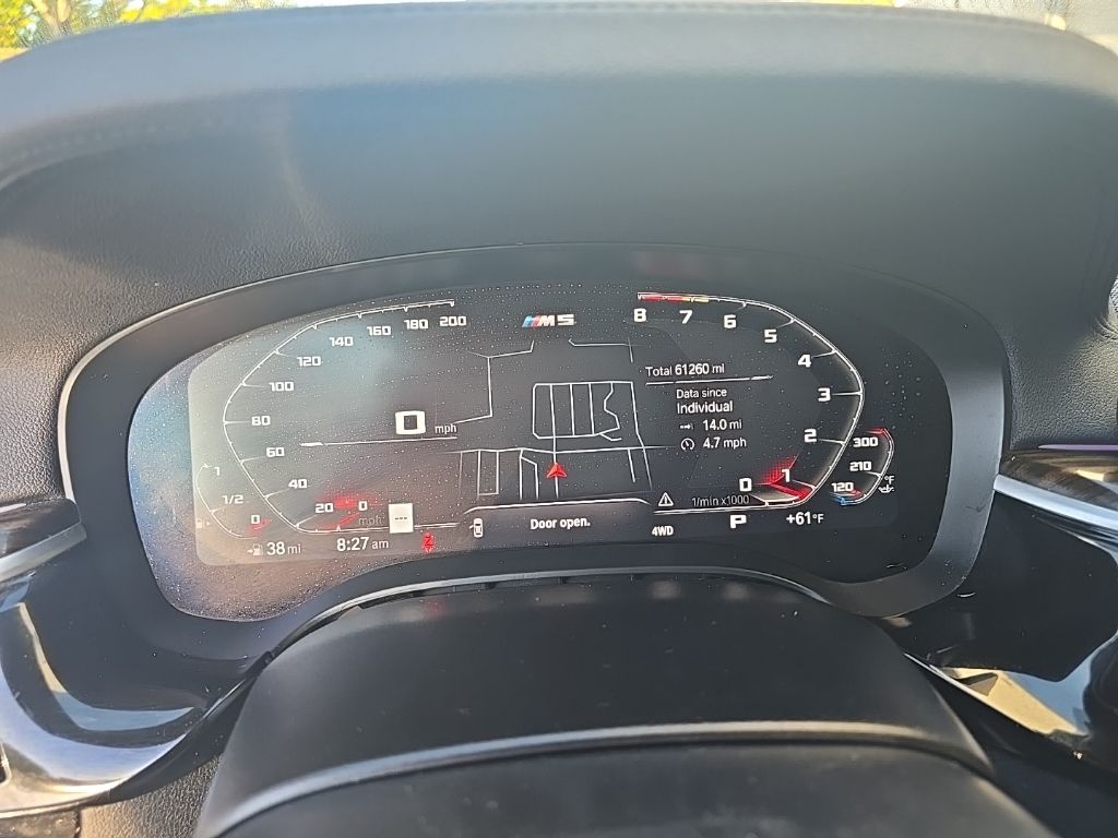 Thumbnail: 2022 BMW M5 - 16